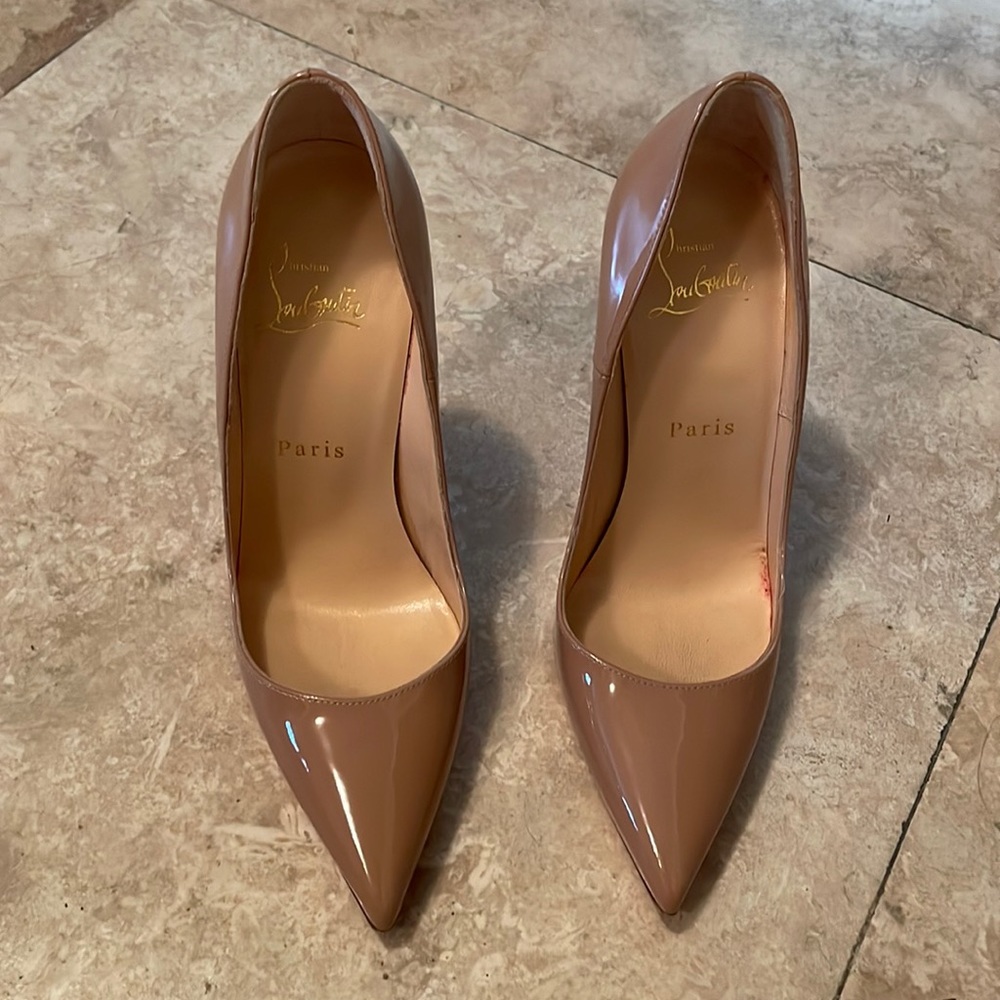 Christian Louboutin So Kate Heels size 35.5